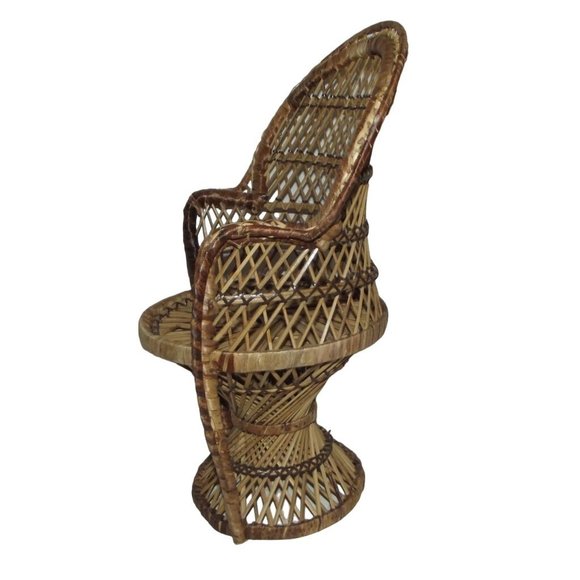 Rattan Wicker Doll Chair Plant Stand 16” High Back Peacock Vintage - Picture 4 of 8